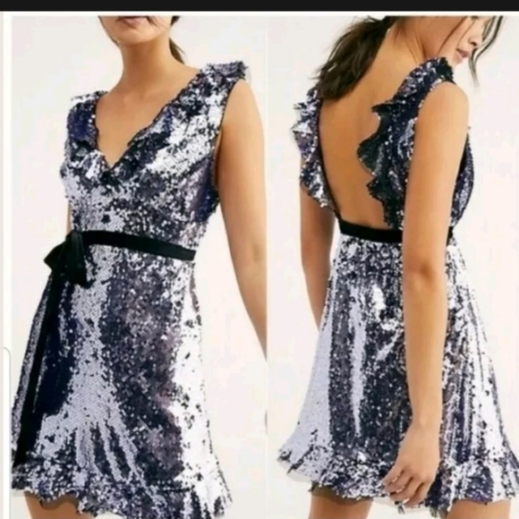 NWT!! Free People Black Sequin Siren Mini Size 10 - Picture 1 of 8